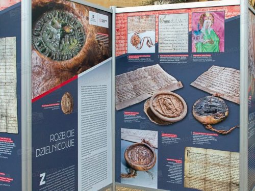 Tysiąc lat w plenerze. Archiwalne skarby wśród barokowych ogrodów